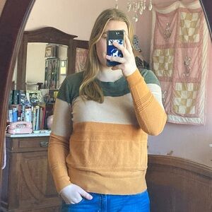 Women’s Colorblock Sweater in Green, Cream, and Tan